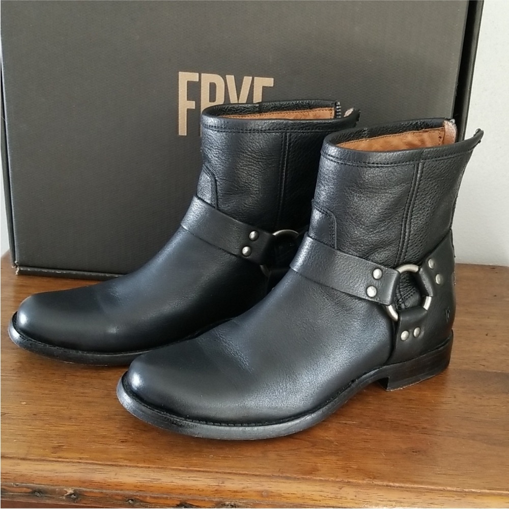 FRYE Phillip Harness Short Black Boots